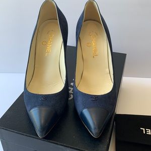 Authentic CHANEL blue pumps